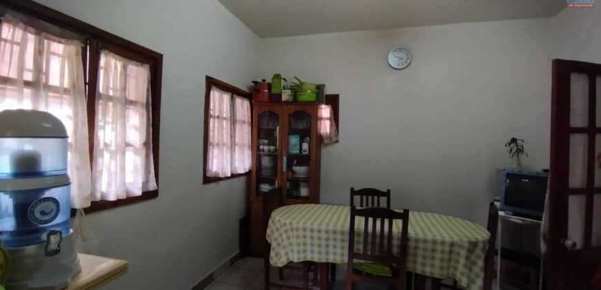 Maison F5, Manakambahiny