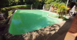 « Superbe propriété à vendre : Villa F11 avec piscine et multiples commodités »