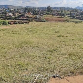 Terrain de 2075M2, Ambohidratrimo