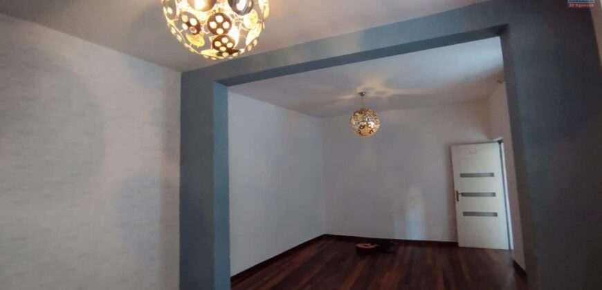 À vendre : Trois appartements indépendants de 80 m2 chacun avec des aménagements uniques à Anjanahary