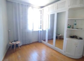 À vendre : Trois appartements indépendants de 80 m2 chacun avec des aménagements uniques à Anjanahary