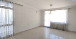 À vendre : Trois appartements indépendants de 80 m2 chacun avec des aménagements uniques à Anjanahary
