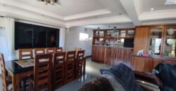 A vendre une spacieuse villa F7 à étage sur un terrain de 916 m2 à Ambohijanaka- Antananarivo