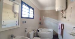 A vendre une spacieuse villa F7 à étage sur un terrain de 916 m2 à Ambohijanaka- Antananarivo