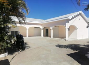 Villa de standing F5 au plain-pied, Ivato