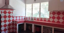 À Vendre : Ravissante villa avec Piscine sur un Terrain de 1 519 m2 à Andohanimandroseza