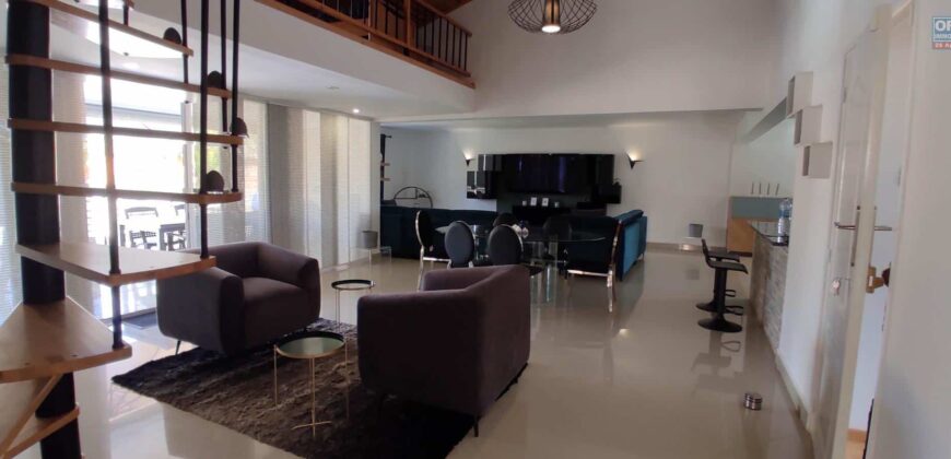 A louer une villa T5 meublée et équipée située dans un quartier en plein essor à Ambatolampy Tsimahafotsy