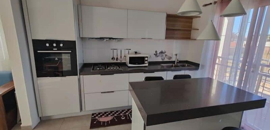 À Vendre charmante villa duplex F3 meublée dans quartier résidentiel sécurisé à Ambohitrarahaba