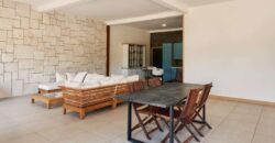 A louer villa de standing F4 située dans une résidence sécurisée en bord de lac à Ambohibao