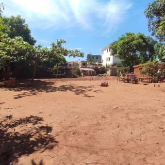 Vente terrain 1213m2 à Ambohipotsy Talatamaty