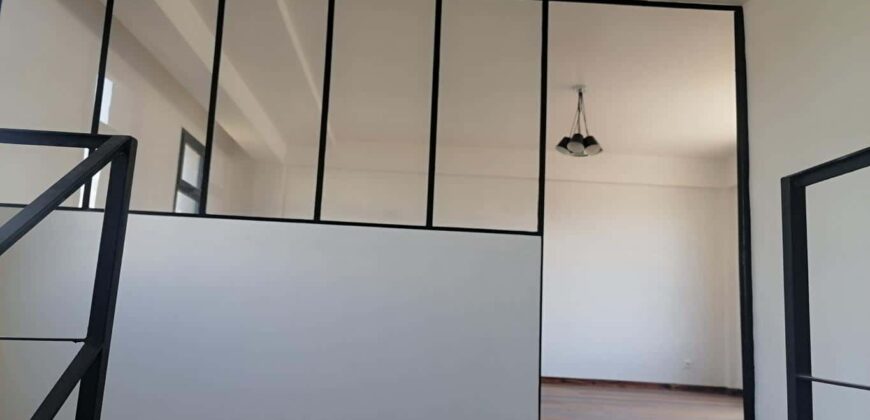 A louer un appartement de standing T5 en duplex situé dans un endroit calme et sécurisé à Ambohibao