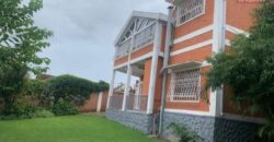 Location d’une Villa F6 à Ambohinambo Talatamaty avec Terrasse et Jardin