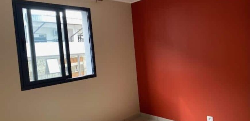 Appartement T3 à louer à Ampefiloha