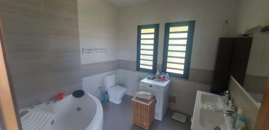 Charmante villa à vendre située à Ambatoroka Tsiadana