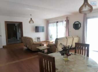 Appartement T3 de standing, bien sécurisé, Ambohibao