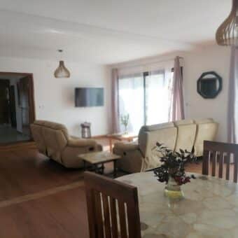 Appartement T3 de standing, bien sécurisé, Ambohibao