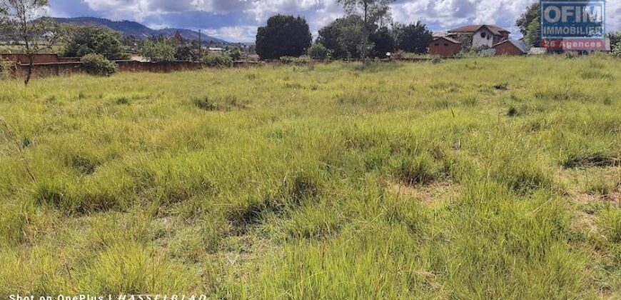 Investissez dans un terrain de 4414 m² à Anosiala, Ambatomena – Emplacement de choix pour tous vos projets