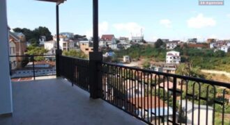 A louer Appartement T3 avec Vue Panoramique à Mahazoarivo