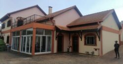 Villa de standing F5 avec piscine, Talatamaty