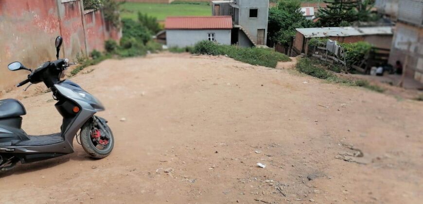 Terrain de 574M2 accessible, Ivandry