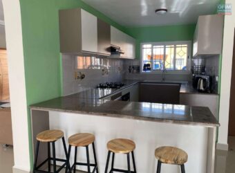 A louer une villa neuve meublée F5 dans une résidence sécurisée à Ambohijanaka