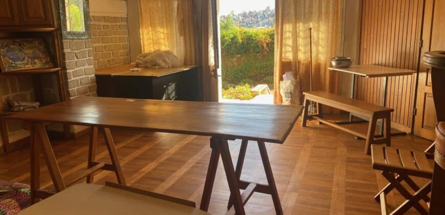 Offre de Location : villa F5 semi-meublée avec vue montagne et appartement indépendant à Ambolokandrina