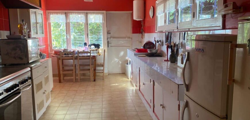 Offre de Location : villa F5 semi-meublée avec vue montagne et appartement indépendant à Ambolokandrina