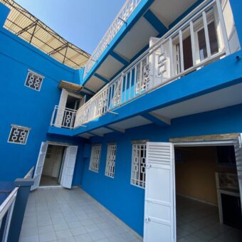 Charmante villa F5 sur 3 niveaux à louer proche de l’université à Ankatso