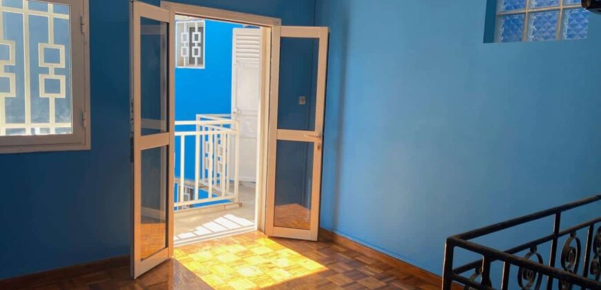 Charmante villa F5 sur 3 niveaux à louer proche de l’université à Ankatso