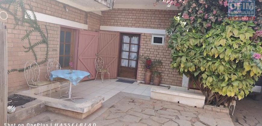 À louer : superbe appartement T2 meublé avec piscine à Ambodisahy, Ambohidratrimo