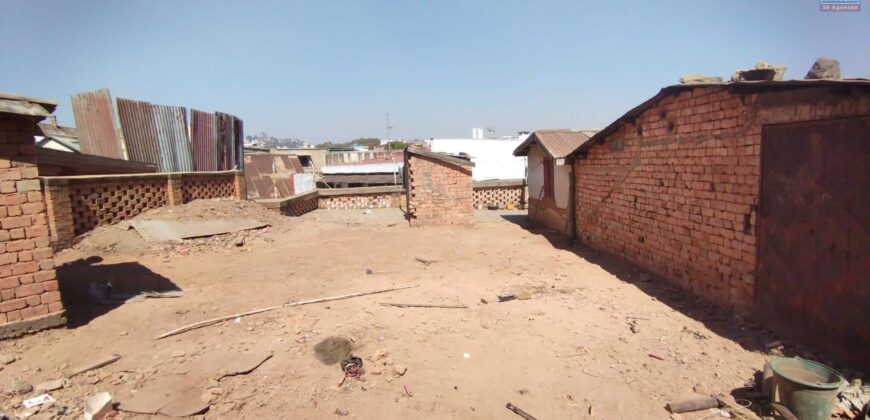 À vendre : terrain plat, prêt à bâtir de 275 m2 au coeur de Soarano, Antananarivo