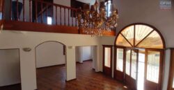 À vendre : villa à étage de 388 m² sur terrain de 1200 m² à Anosiala, proche de la RN4