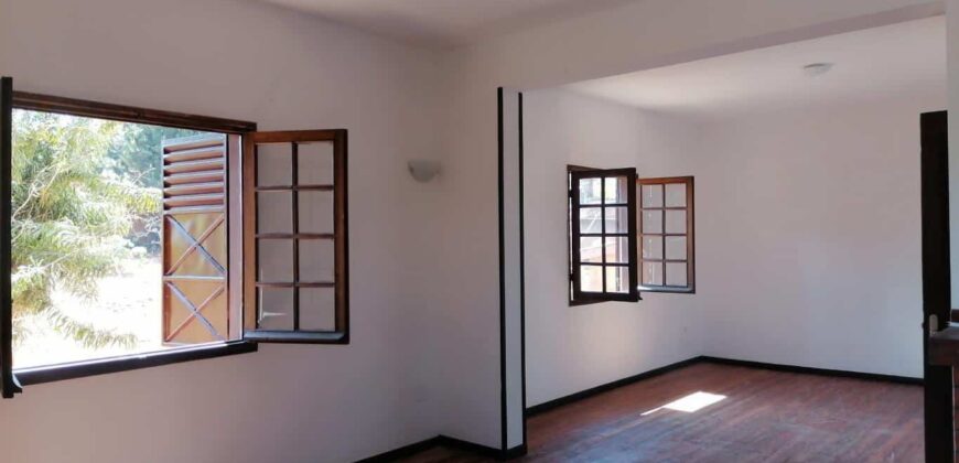 Location villa F5 dans un quartier résidentiel calme à Talatamaty Tananarive