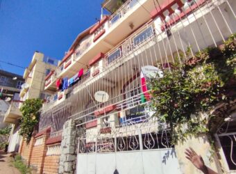 Villa R+3 avec appartements indépendants à vendre à Ambaranjana