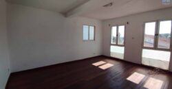 Villa R+3 avec appartements indépendants à vendre à Ambaranjana