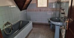 A louer une villa T3 située dans un quartier calme en bord de route d’Ampasanimalo