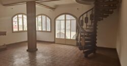 A louer une villa T3 située dans un quartier calme en bord de route d’Ampasanimalo