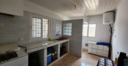 A louer villa à étage de type F5 pour usage mixte située en bord de la route nationale 4 à Andakana Anosiala
