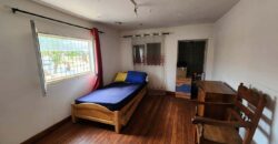 A louer villa à étage de type F5 pour usage mixte située en bord de la route nationale 4 à Andakana Anosiala