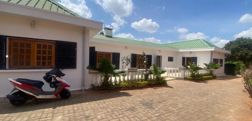 A louer une villa F5 de plain pied située dans un quartier calme à Maibahoaka Ivato
