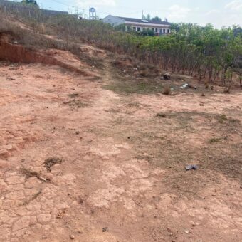 A vendre un terrain de 807 m2 situé à Ambohimangakely