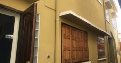 Location d’une villa F4 à étage située dans un quartier résidentiel calme à Ambohimahintsy Ambohimangakely