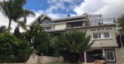 A louer une grande villa F6 avec piscine et jardin, parfait pour une famille à Ambohibao