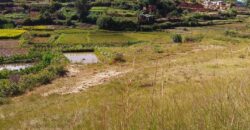 Terrain de 3200 m² à vendre à Ambohidratrimo avec vue imprenable