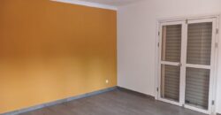 A vendre une villa T5 neuve à étage sur un terrain de 1106 m2 à Alakamisy