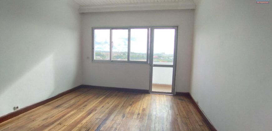 A louer un spacieux local d’environ 300 m2 à usage professionnel situé à Andanobevava Masay