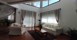 A louer une belle villa T6 située dans une résidence calme et sécurisée à Talatamaty