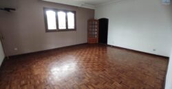 A louer une villa F4 de plain-pied située dans le quartier résidentiel d’Androhibe