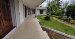 A louer une villa F4 de plain-pied située dans le quartier résidentiel d’Androhibe