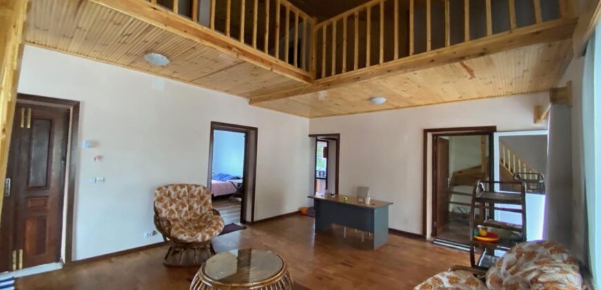 En location un confortable appartement T3 meublé situé à Ambanidia